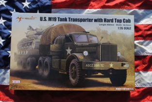 MERIT 63501  U.S. M-19 Tank Transporter 45 tons with Hard Top Cap